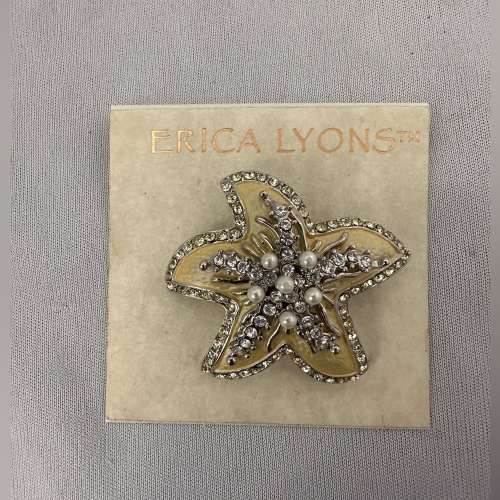 Erica Lyons silver tone starfish brooch with rhinestones and pearls